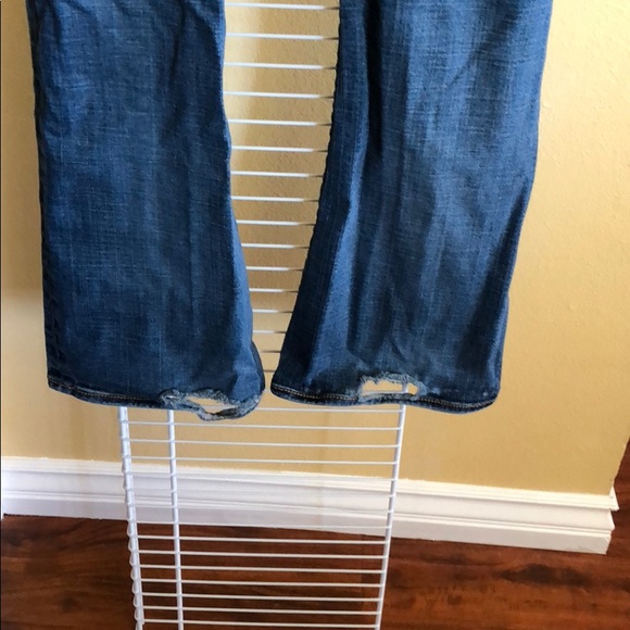 Preowned True Religion Jeans - Picture 2 of 6